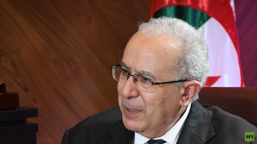 وزير خارجية الجزائر: استهداف المغرب للجزائريين هروب إلى الأمام