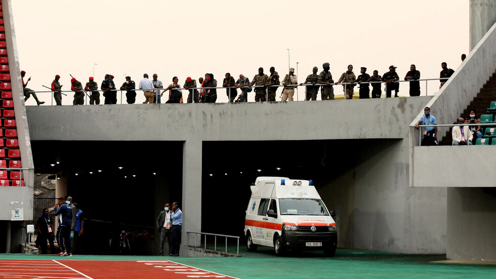 إصابة 11 طالبا بانفجار قنبلة في جامعة بمنطقة ناطقة بالإنكليزية في الكاميرون