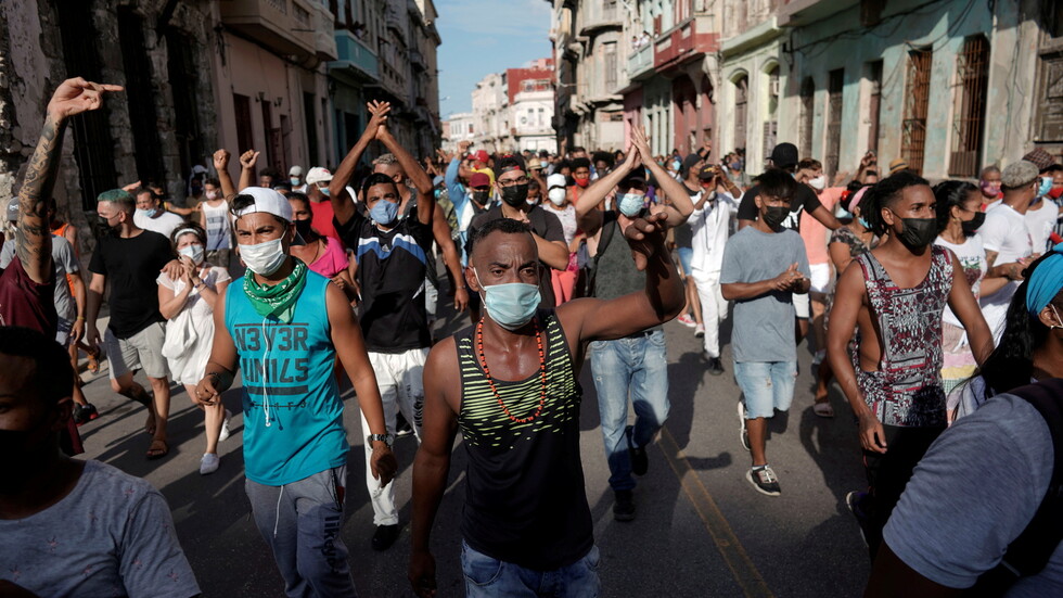 كوبا.. دعوت لمسيرة سلمية صامتة يوم 15 نوفمبر