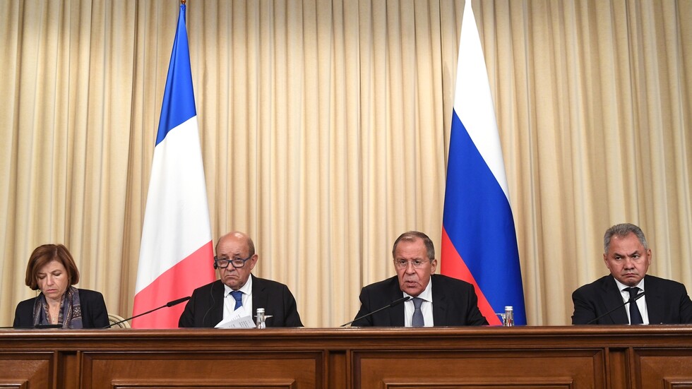 فرنسا: سنبحث مع روسيا أزمة المهاجرين على حدود بيلاروس خلال اجتماع "2+2"