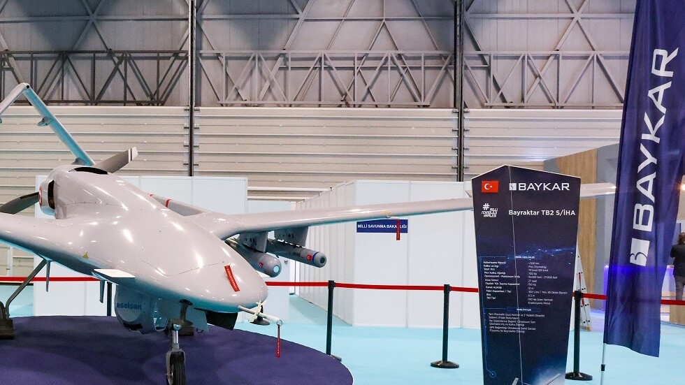 تركيا وأوكرانيا توقعان عقدا لتوريد محركات للطائرات بدون طيار