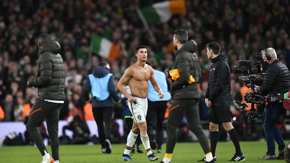 قميص رونالدو يكلف فتاة إيرلندية ثمنا غاليا (فيديو)