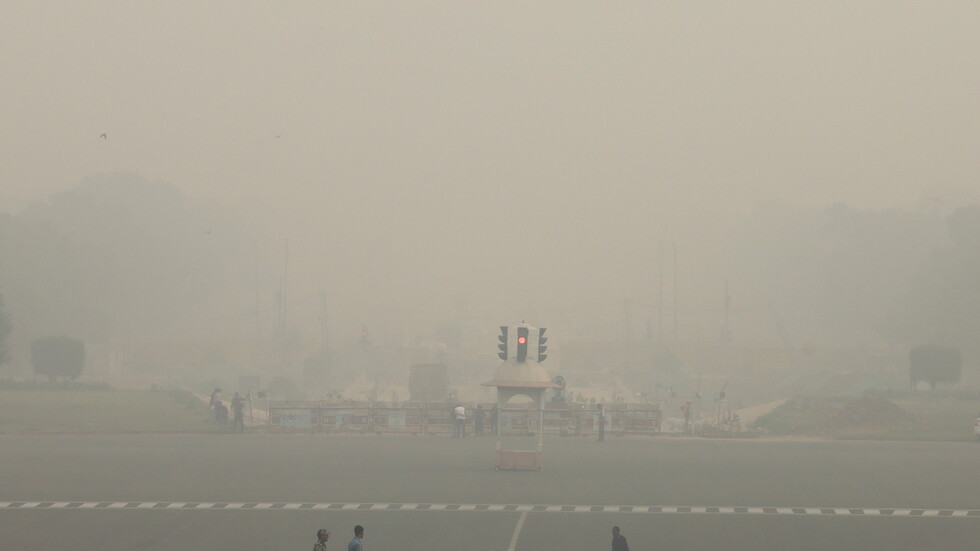 الهند.. نيودلهي تغلق مدارسها لأسبوع بسبب ارتفاع مستوى تلوث الهواء