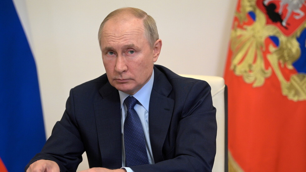 بوتين: روسيا مستعدة لبذل قصارى جهدها لإنهاء أزمة المهاجرين على حدود بيلاروس والاتحاد الأوروبي