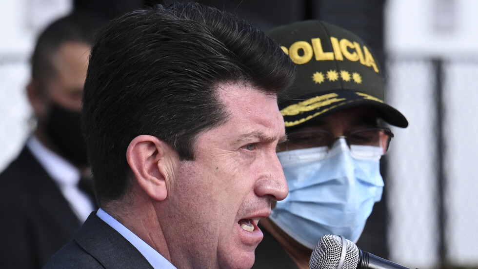 وزير الدفاع الكولومبي: