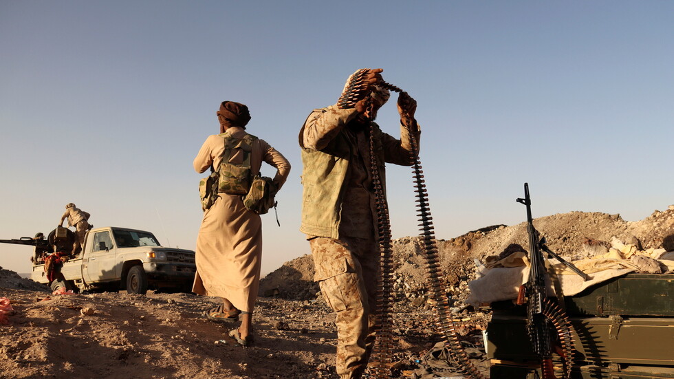 الدفاع اليمنية تعلن إلحاق خسائر في صفوف الحوثيين إثر قصف في مأرب