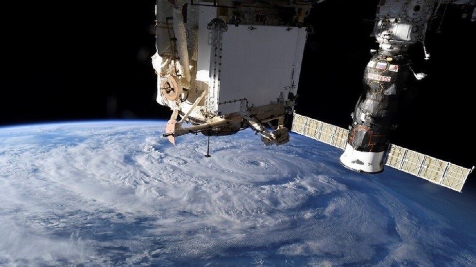 خطر قد يهدد المحطة الفضائية الدولية قريبا