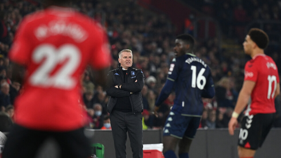 نوريتش يتعاقد مع مدرب أستون فيلا السابق