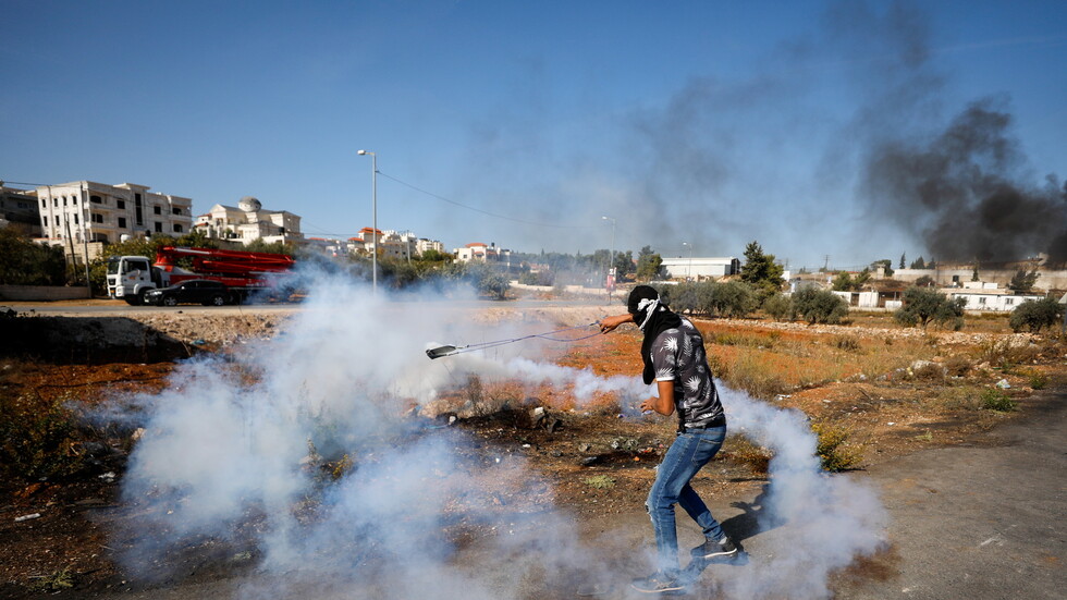 إسرائيل تدعو لزيادة الدعم المالي للسلطة الفلسطينية خوفا من تدهور الأوضاع الأمنية في الضفة الغربية