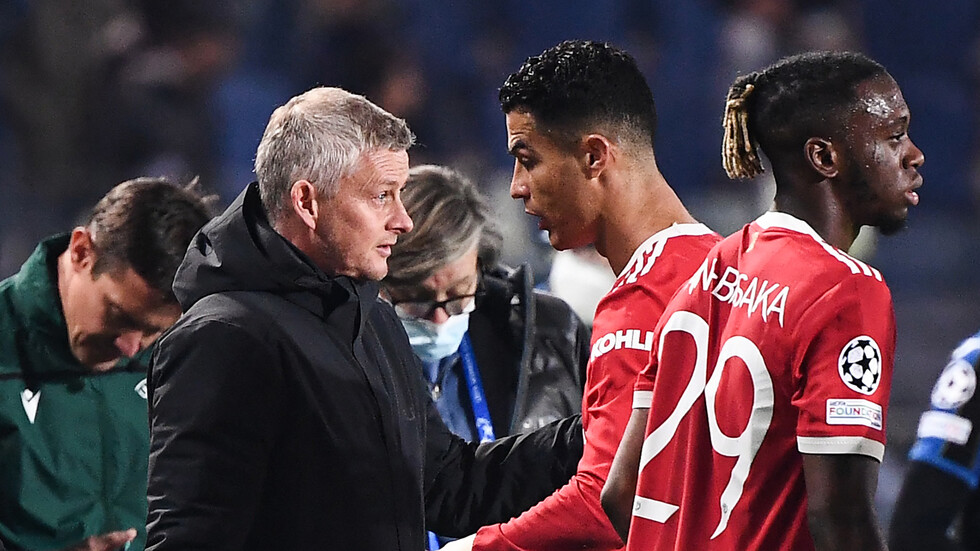 غضب رونالدو.. قنبلة موقوتة بوجه مدرب مانشستر يونايتد