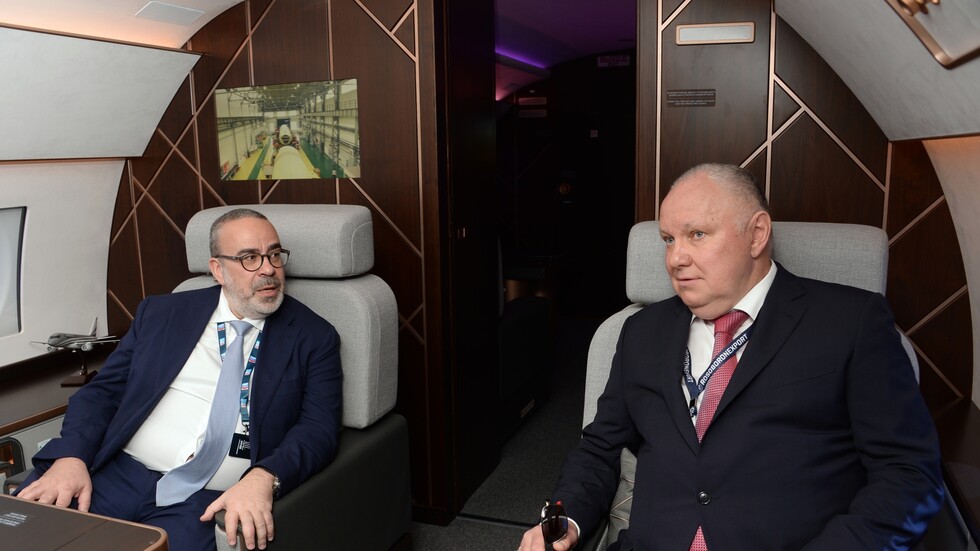 بالصور..  طائرة  "أوروس" الروسية الفاخرة