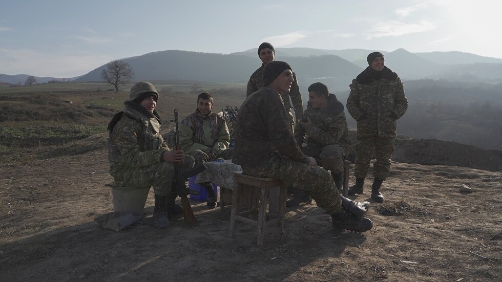 أرمينيا تعلن مقتل 15 من جنودها وأسر 12 آخرين إثر اشتباكات مع قوات أذربيجانية