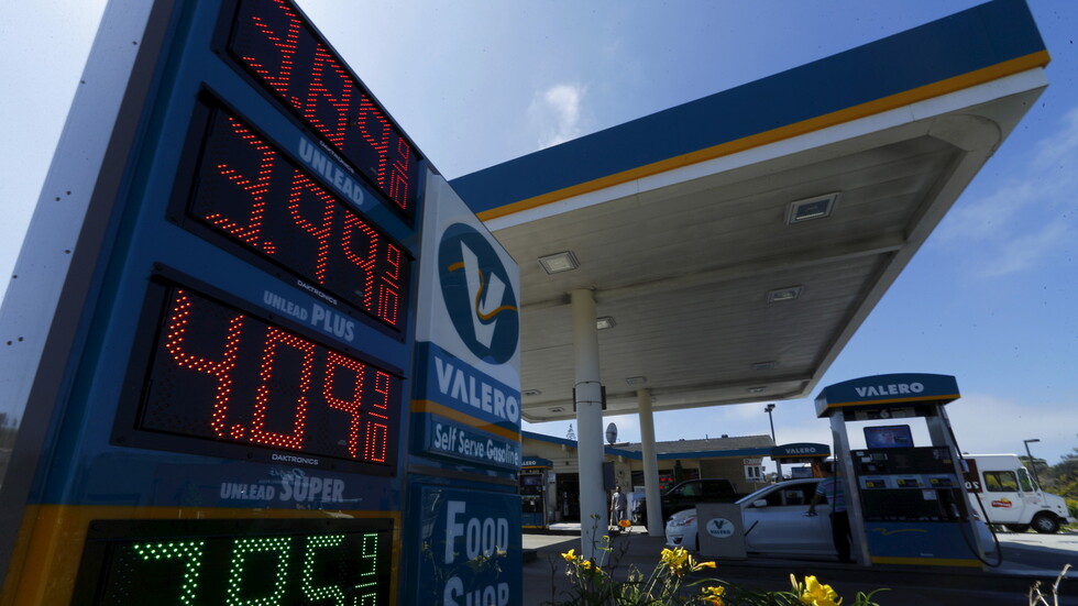 عقود برنت تسجل أدنى مستوى إغلاق منذ أول أكتوبر