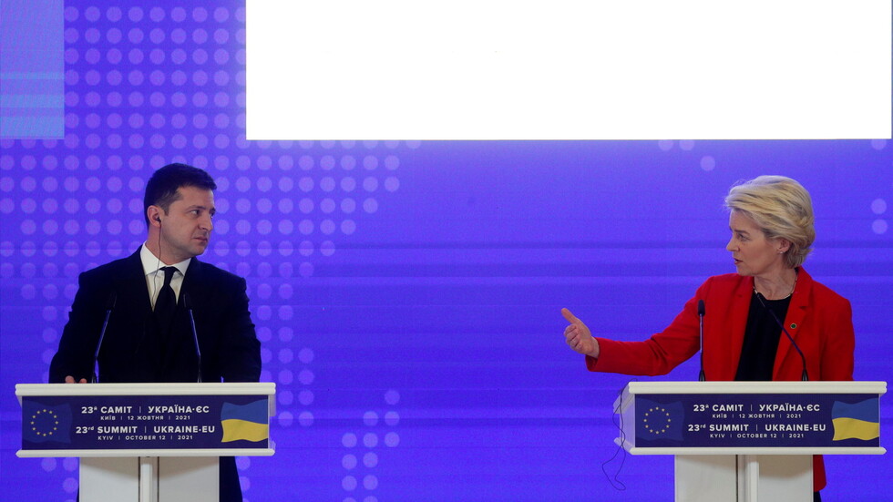 زيلينسكي يطلب مساعدة الاتحاد الأوروبي في تعزيز حدود أوكرانيا مع بيلاروس