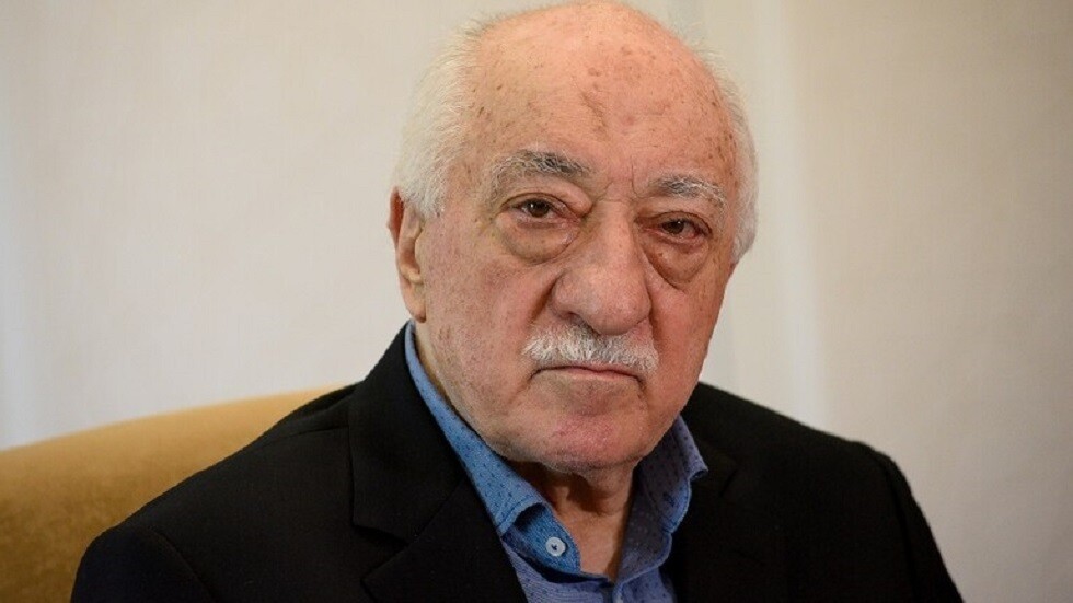 بعد انتشار خبر تسممه.. صحيفة تركية تكشف حقيقة الوضع الصحي للداعية غولن