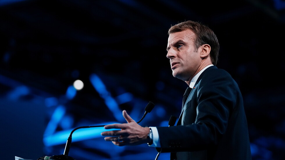 ماكرون يدعو لمواصلة الضغط على لوكاشينكو في أزمة المهاجرين