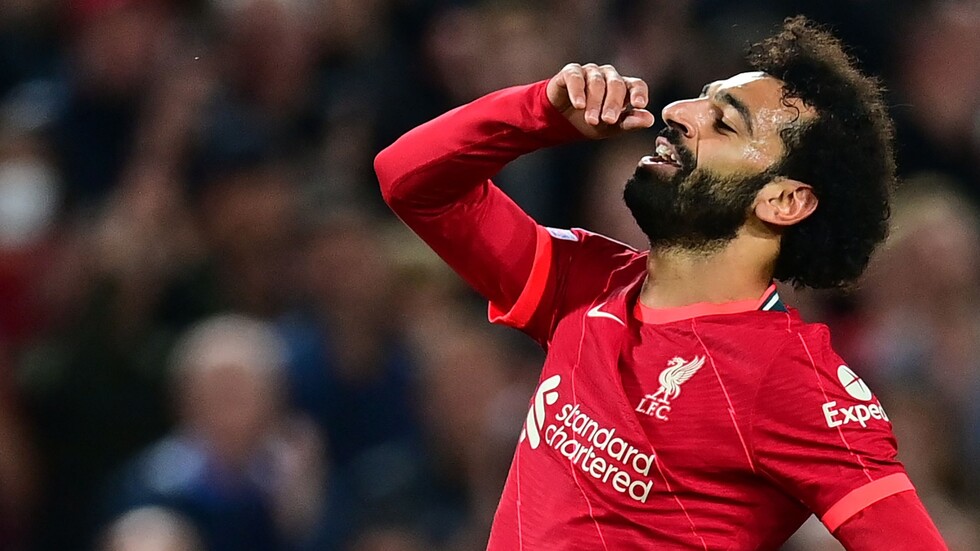 السير مو فرح يتغنى بمحمد صلاح