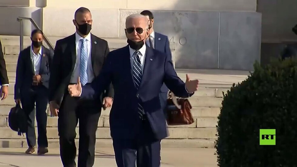 شاهد.. بايدن يغادر المستشفى إلى البيت الأبيض لاستئناف مهامه