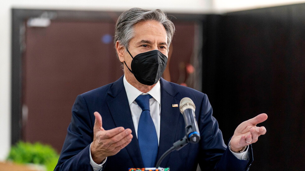 واشنطن تطالب الحوثيين بالإفراج عن موظفي السفارة الأمريكية