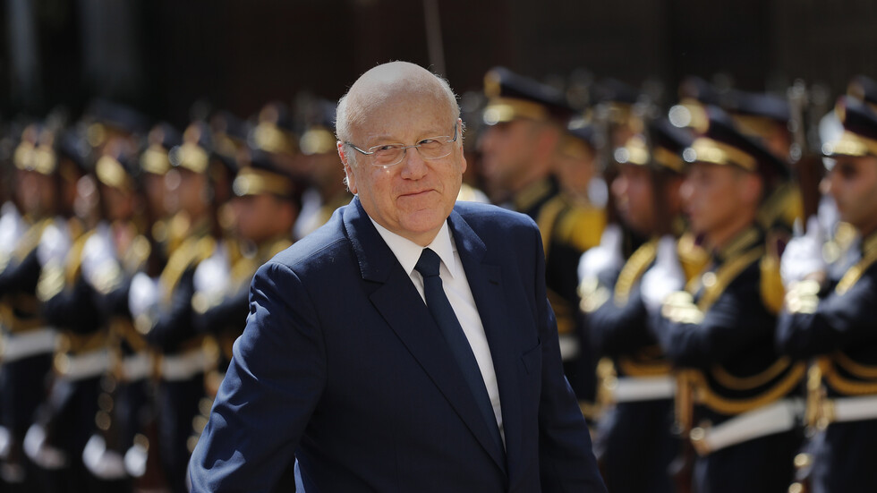 ميقاتي يتابع مع قيادة الجيش اللبناني تفاصيل عملية "غير شرعية" عبر  سواحل البلاد