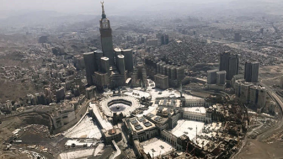 السعودية.. تكثيف الأعمال الإنشائية لست منارات بالمسجد الحرام والإنجاز 90% - صور