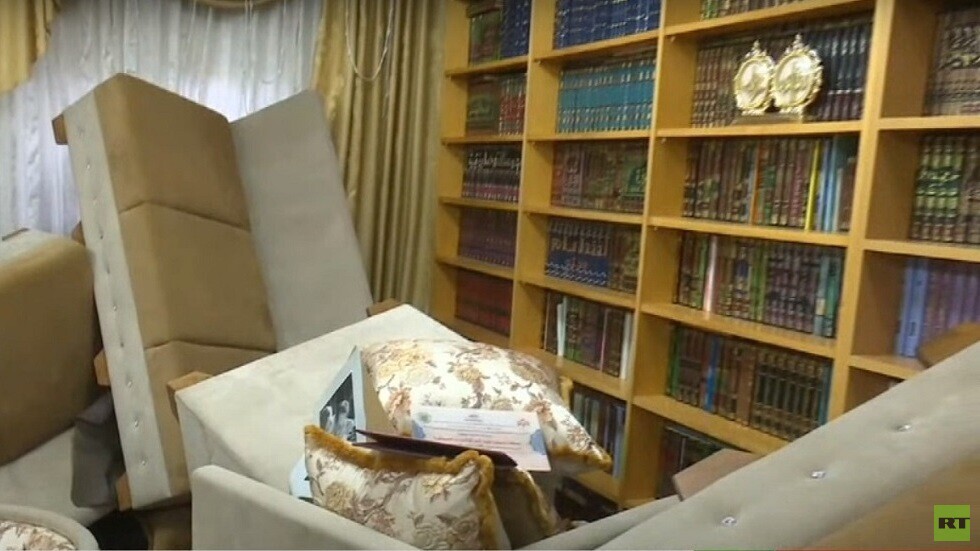 خاص.. كاميرا RT تدخل منزل عائلة منفذ عملية القدس وتوثق ما خلفه اقتحام الجيش الإسرائيلي للمنزل