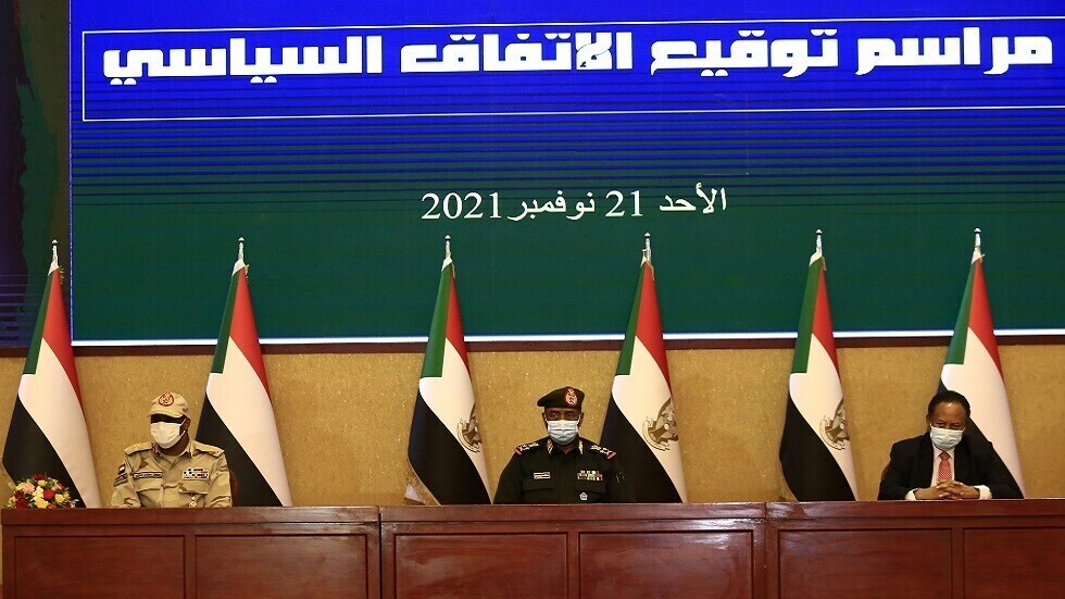مسؤولون عسكريون سودانيون يتحدثون عن مرحلة ما بعد الاتفاق السياسي بين البرهان وحمدوك