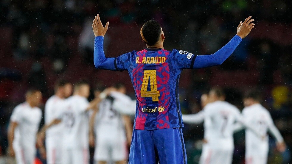 برشلونة بات مهددا بالخروج مبكرا من دوري الأبطال