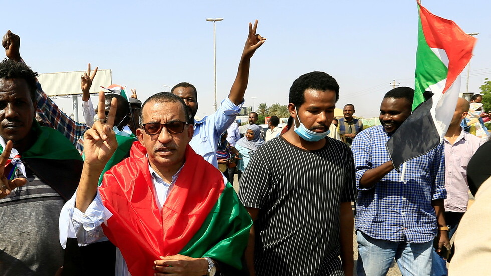 شركات الاتصال السودانية ترفع كافة القيود عن الإنترنت