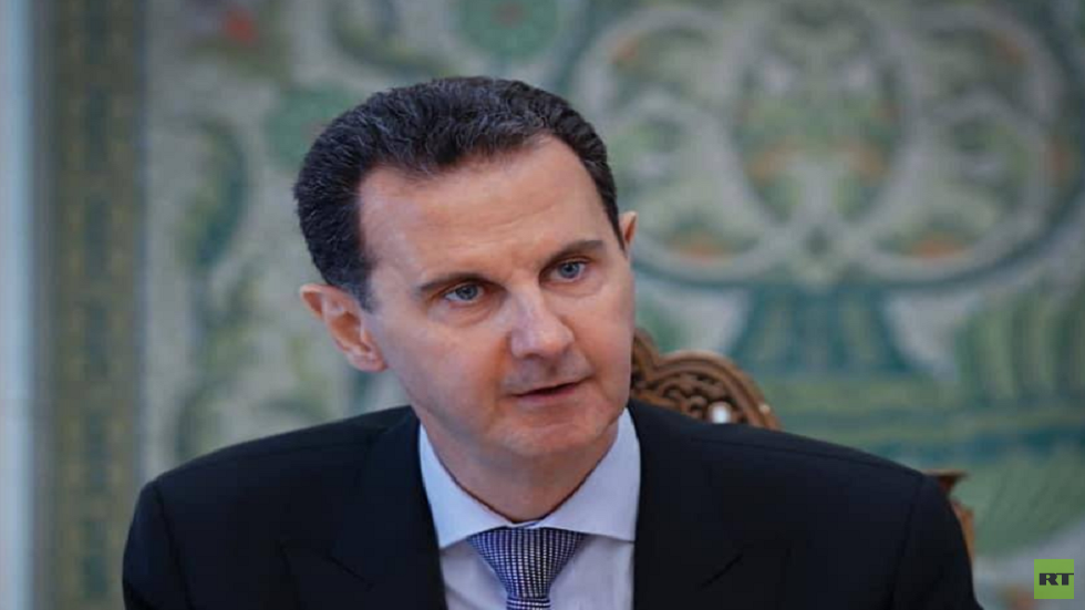 مستشارة الأسد تنقل رسالة لزعيم خليجي