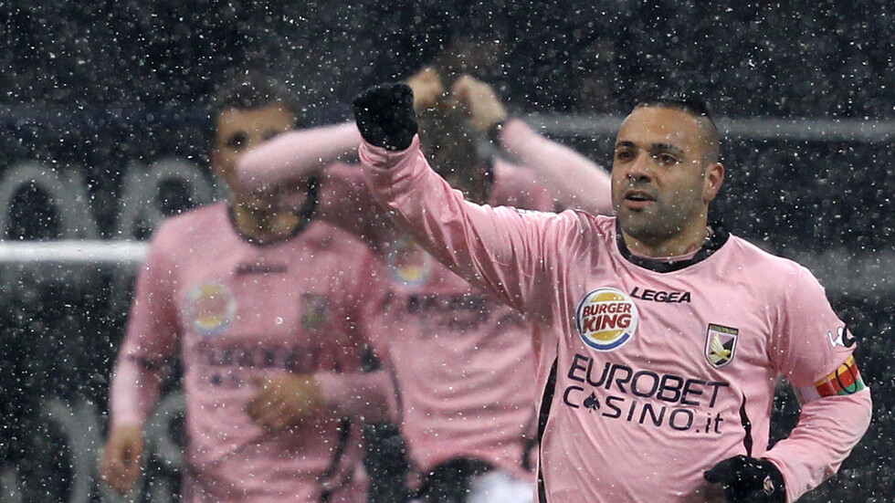 تأييد سجن لاعب يوفنتوس السابق 42 شهرا بسبب المافيا