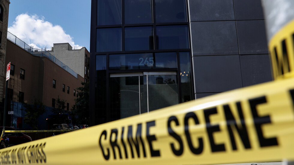 مقتل شرطيين في نيويورك جراء تبادل إطلاق نار مع "مجرم محترف"