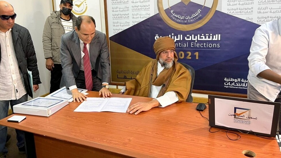 سيف الإسلام القذافي يوجه رسالة لليبيين بعد قرار أولي برفض ترشحه للانتخابات