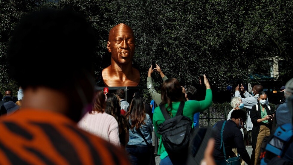 صحيفة: لعبة إيرانية عن فلويد تثير موجة غضب