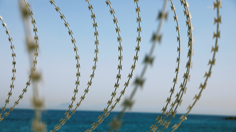 المغرب يعلق الرحلات البحرية للمسافرين من وإلى فرنسا