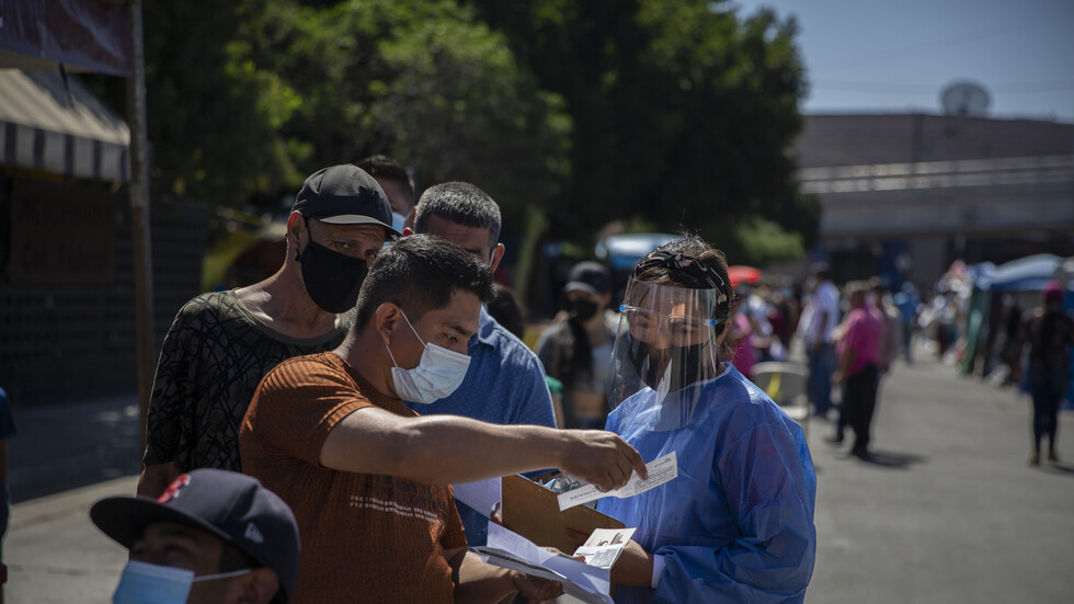 مسؤول مكسيكي: فرض القيود بسبب متحور 