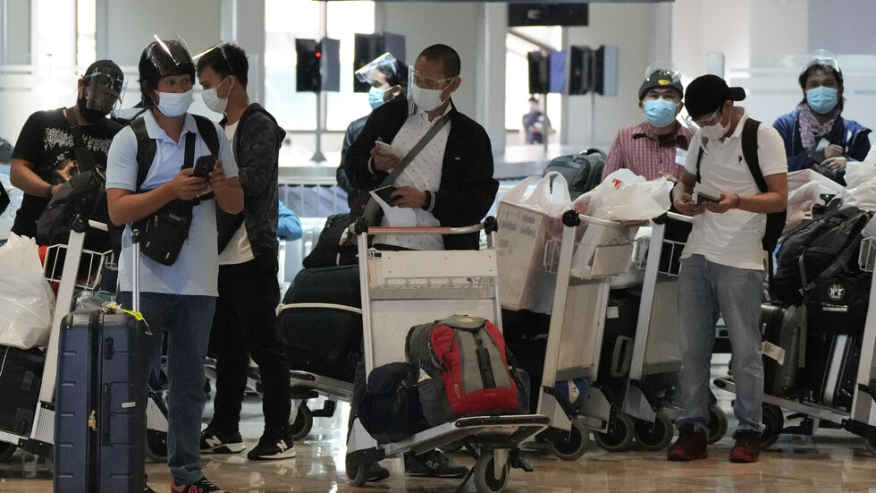 الفلبين تحظر دخول المسافرين من 7 دول أوروبية بسبب متحور "أوميكرون"