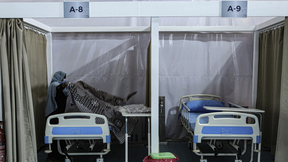 الحكومة المصرية تعلن إجراءات لمواجهة متحور "أوميكرون"