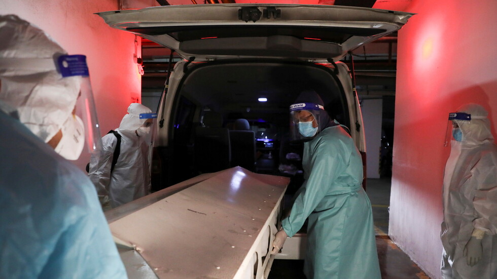 الهند.. اكتشاف جثتي شخصين توفيا بكورونا بعد 15 شهرا من وفاتهما