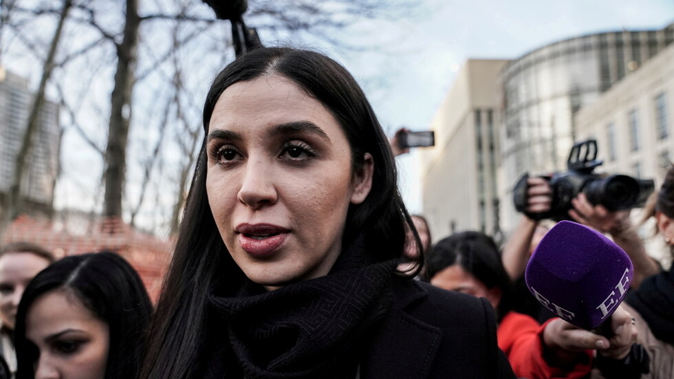 الحكم على زوجة 