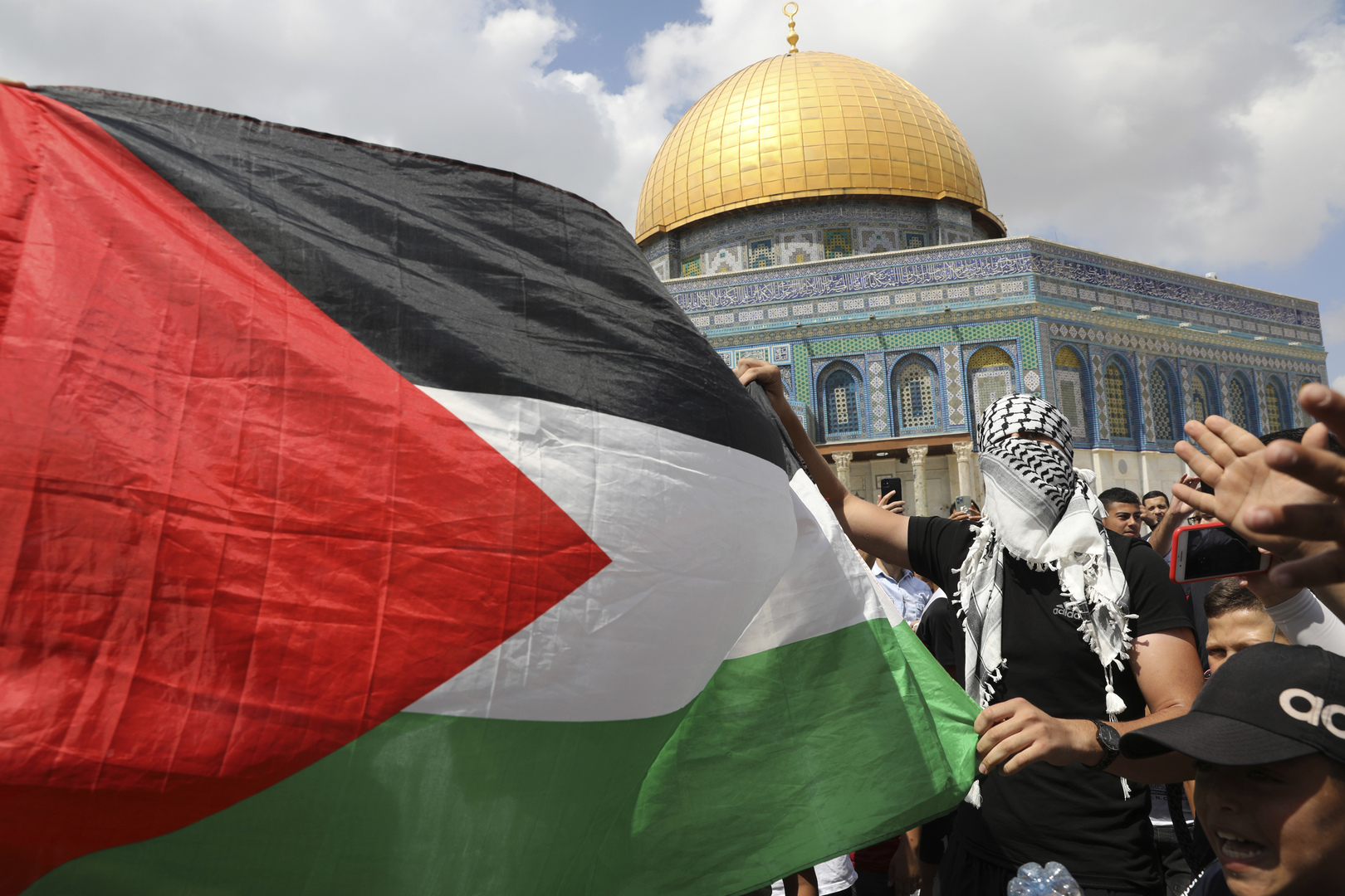 فلسطين تدعو واشنطن لفتح قنصليتها في القدس وإغلاق الباب أمام 