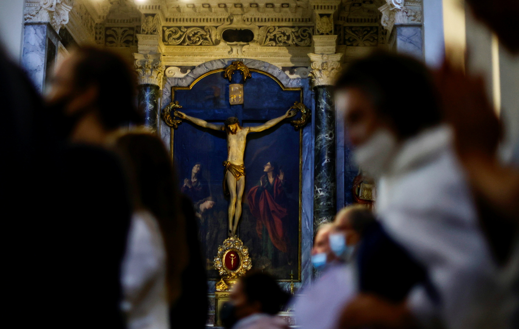 الكنيسة الفرنسية تتخذ قرارات حاسمة بشأن جرائم جنسية بحق قاصرين