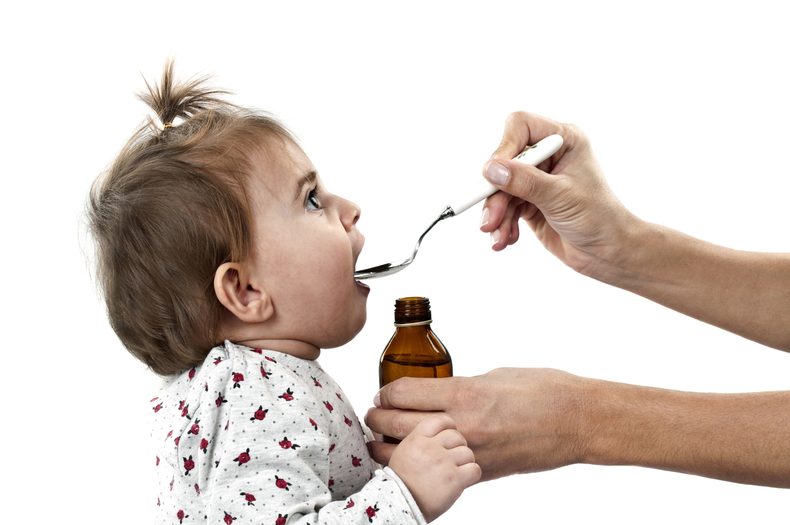 هل يحتاج الأطفال حقا إلى أدوية السعال والزكام عند الإصابة بنزلات البرد؟