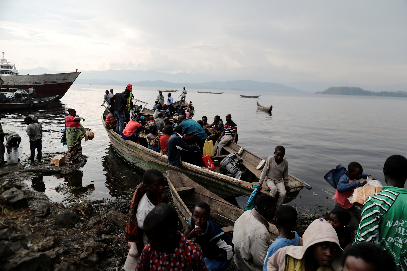 الكونغو الديمقراطية.. مصرع 10 أشخاص وفقدان العشرات جراء انقلاب قارب
