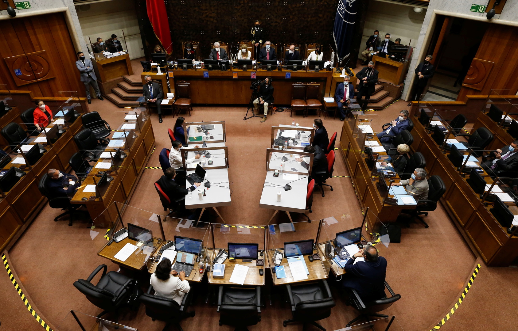 تشيلي.. مجلس الشيوخ يدرس آلية لعزل الرئيس
