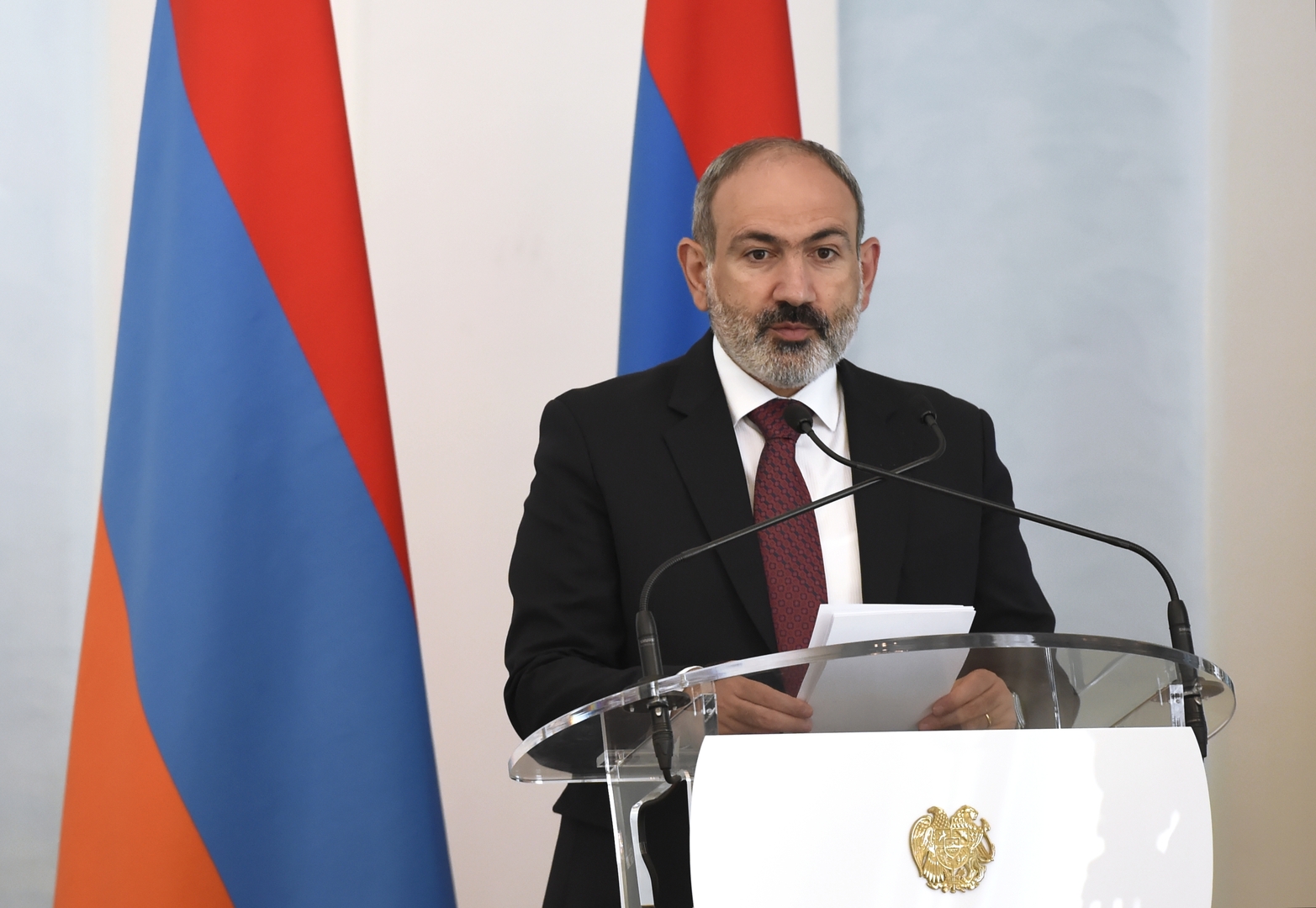 باشينيان: نعرض على أذربيجان توقيع اتفاق سلام