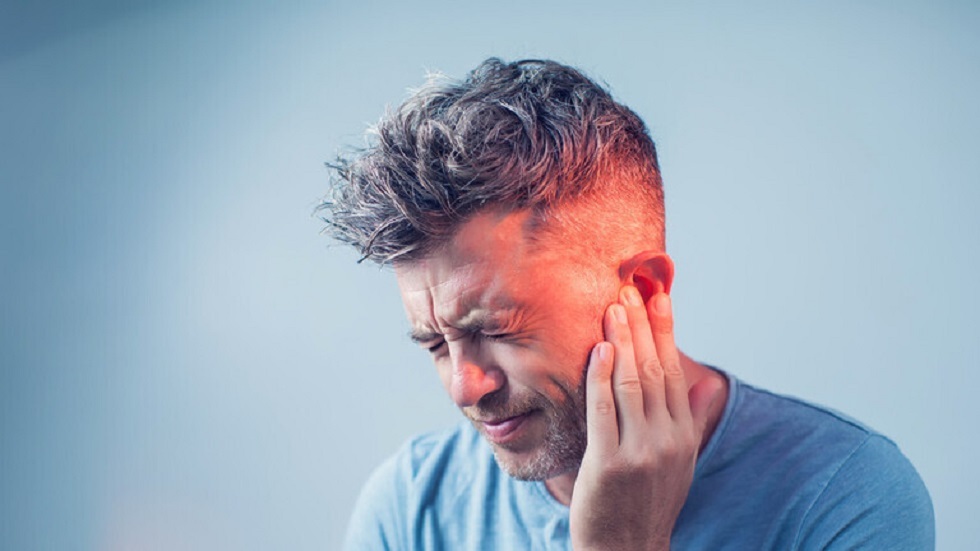 الأسباب الستة المحتملة للإصابة بطنين أذن واحدة فقط