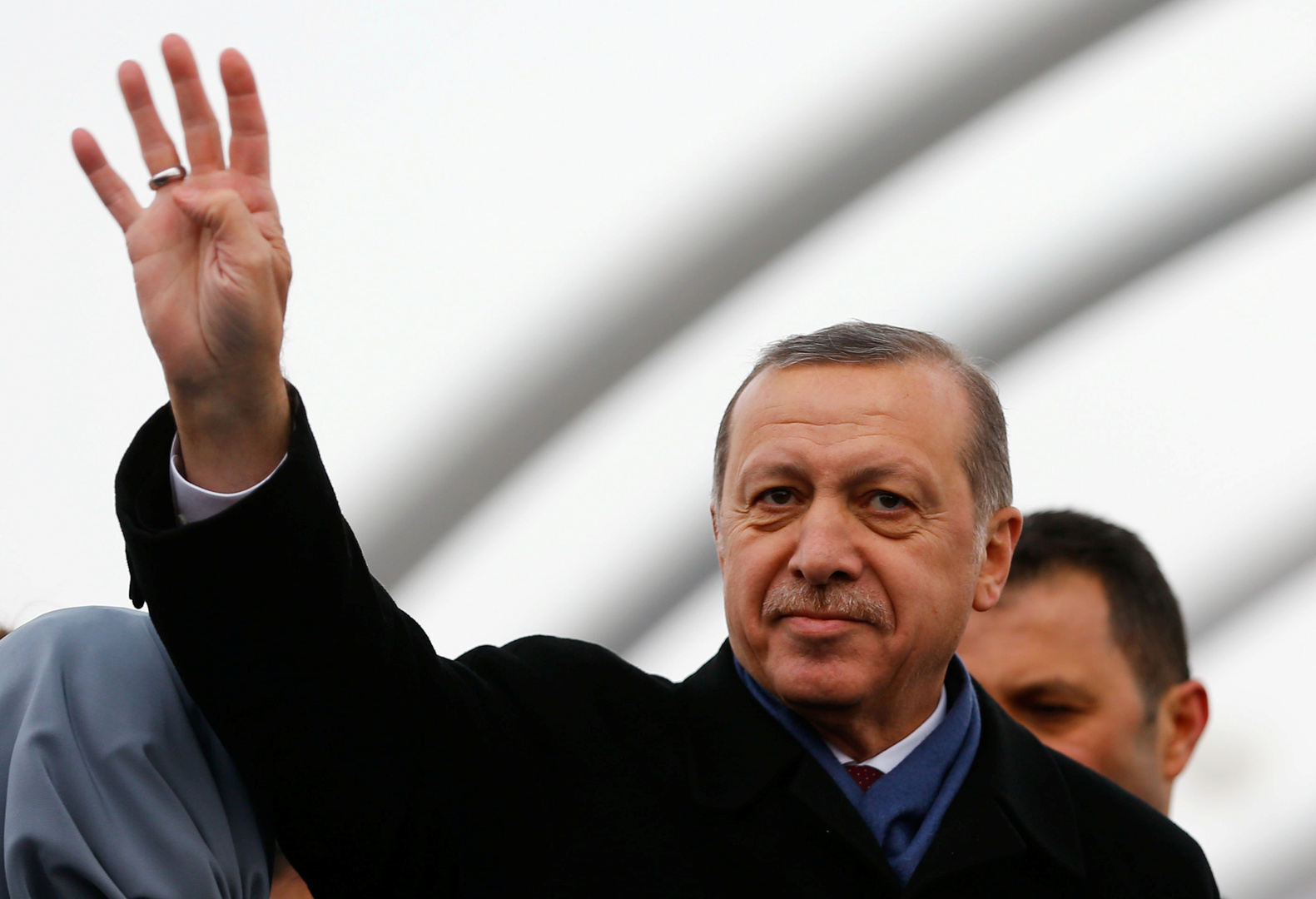 أردوغان يستقبل ولي عهد أبوظبي في أنقرة وأنباء عن إبرام اتفاقات ثنائية بين تركيا والإمارات
