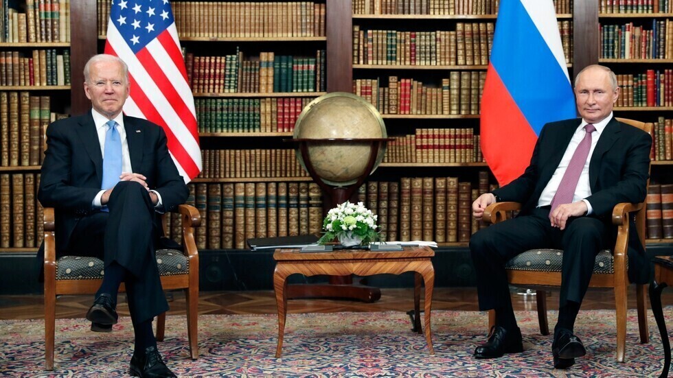 الكرملين: نأمل في عقد محادثة بين بوتين وبايدن حتى نهاية العام