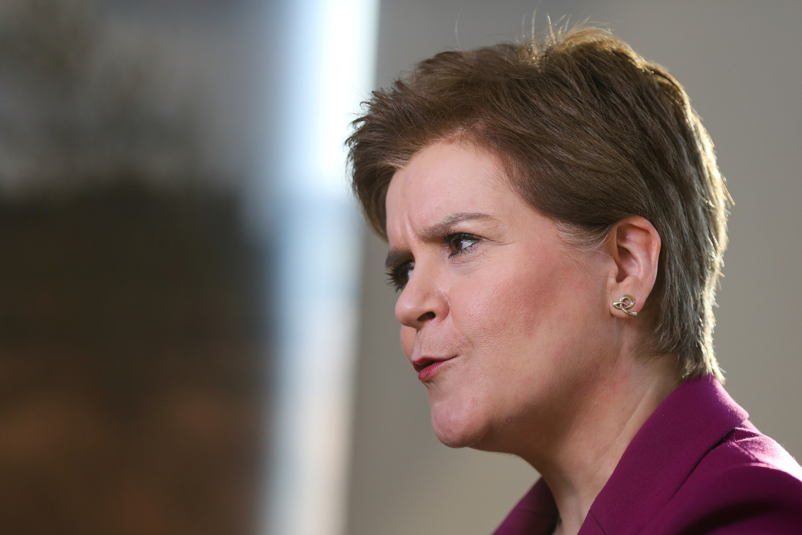 اسكتلندا وويلز تطالبان بتشديد قواعد الحجر الصحي